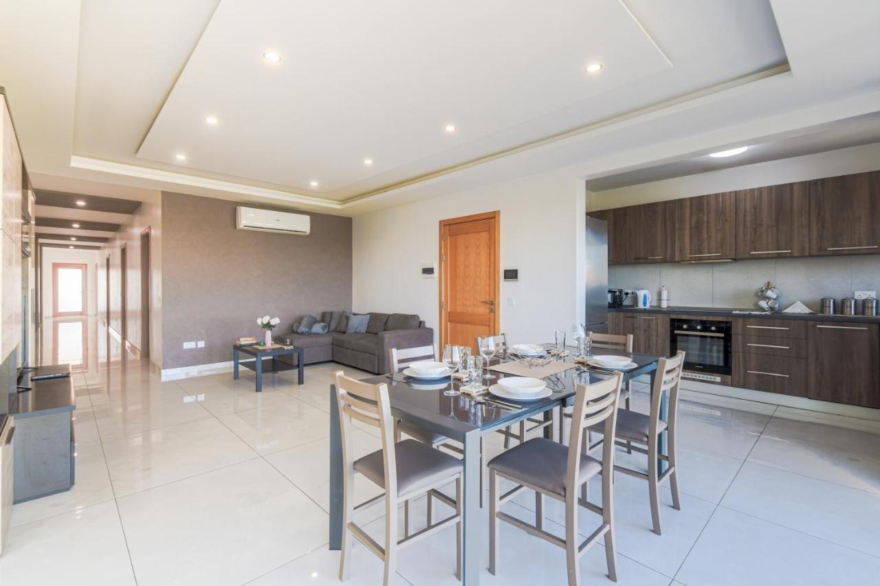Apartment New Spacious 3 Bdr 2 Bth Balcony 7 St. Paul's Bay