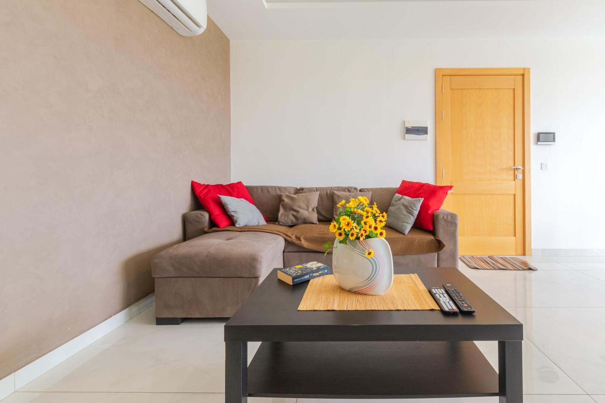 Apartment New Spacious 3 Bdr 2 Bth Balcony 7 St. Paul's Bay